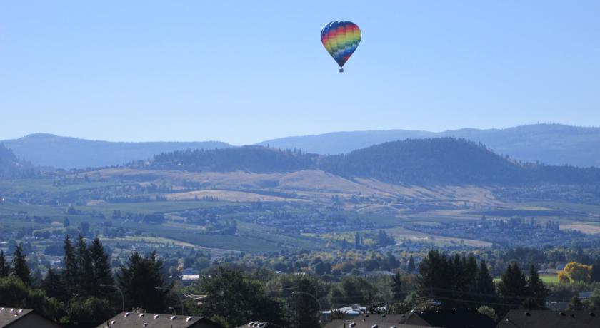 Winedownhere - Lic. 75806 Kelowna Rum bild