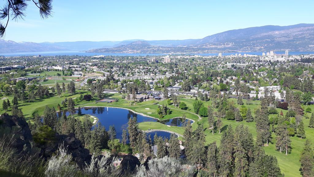Winedownhere - Lic. 75806 Kelowna Exteriör bild